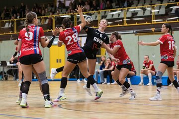 Bild 183 - wBJ SV Henstedt Ulzburg - HSG Holstein Kiel/Kronshagen : Ergebnis: 30:28